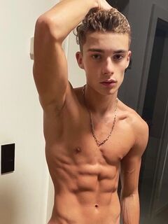 Romeo Twink